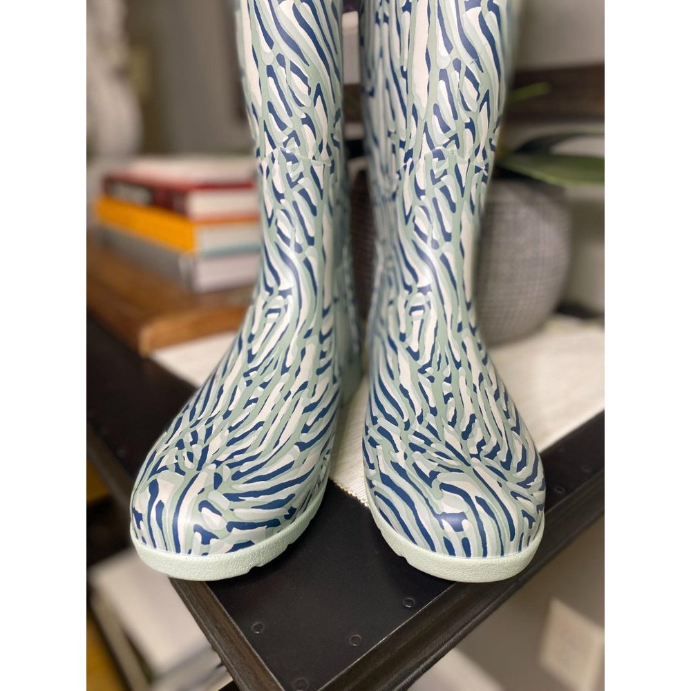 Hunter Refined Tall Coral Print Waterproof Boot - Picture 6 of 9